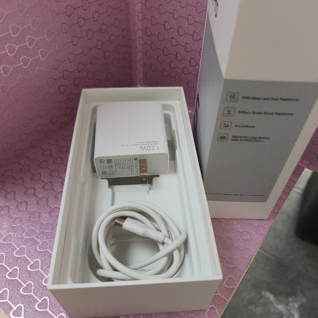 CELULAR OPPO  A5 PRO CPH2711 (2025) 256 GB 8 GB RAM (SEMINUEVO)