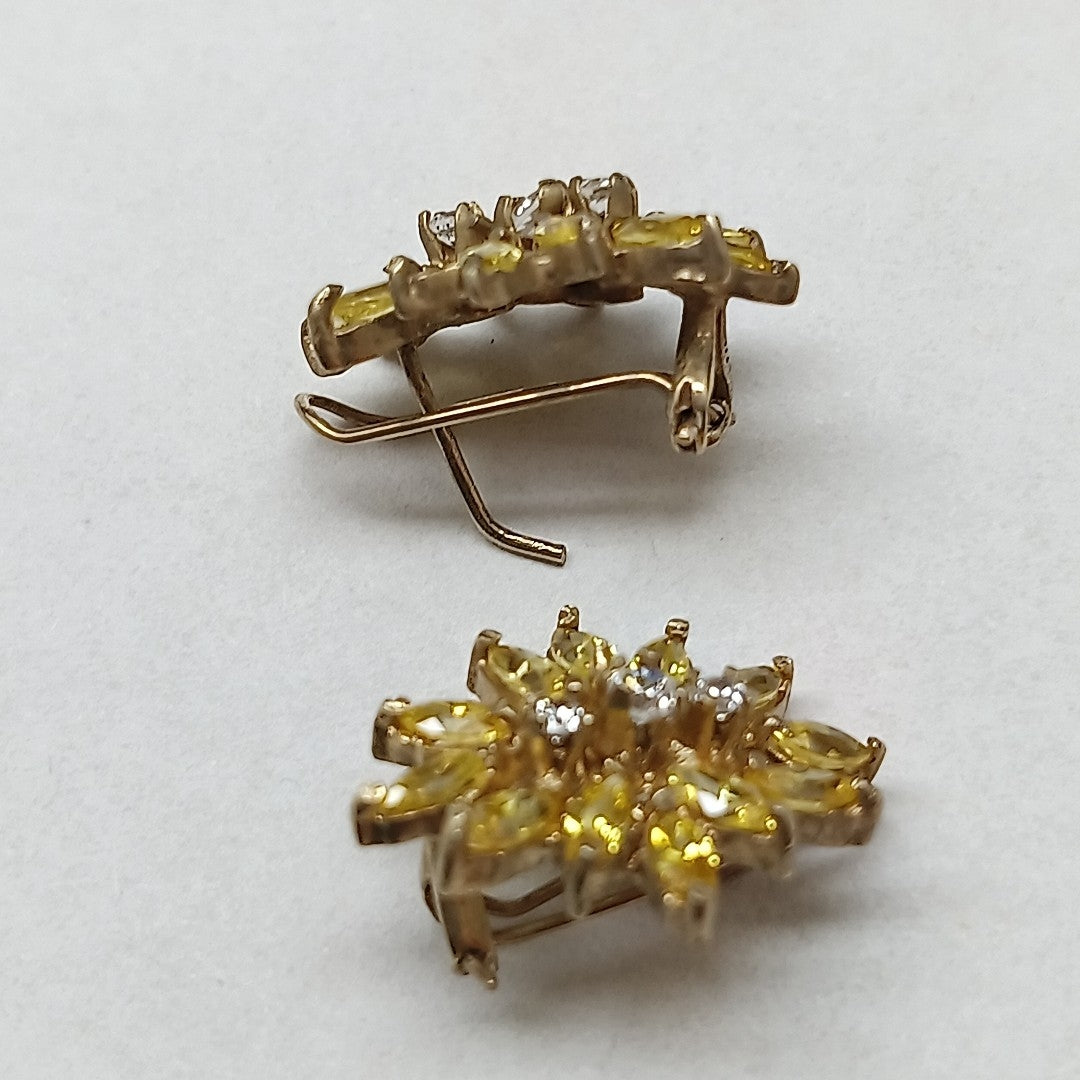 ARETES PAR ORO 10 K 4.4 GRMS (SEMINUEVO)