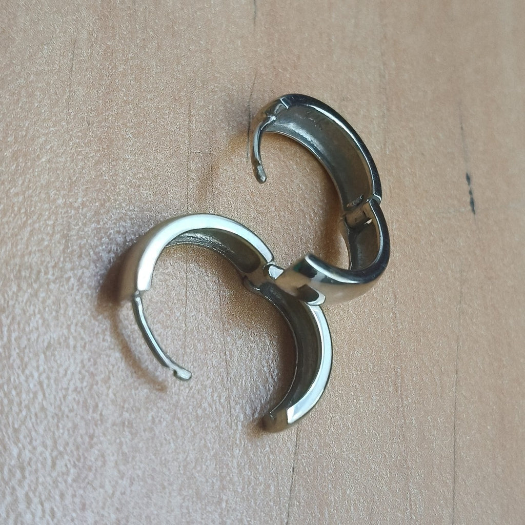 ARRACADAS PAR ORO, ORO BLANCO 14 K 2.6 GRMS (SEMINUEVO)