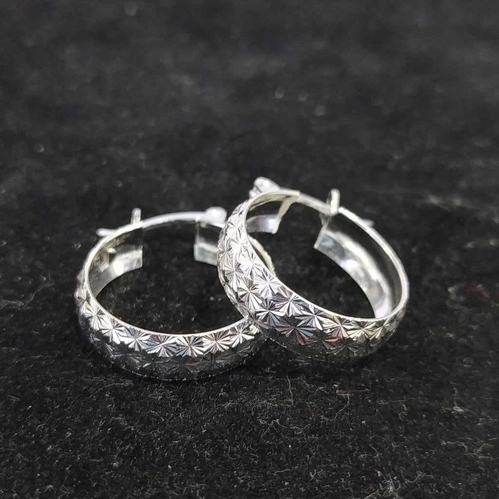 PAR ARRACADAS FACETADAS PLATA .925 3.4 GR (NUEVO)