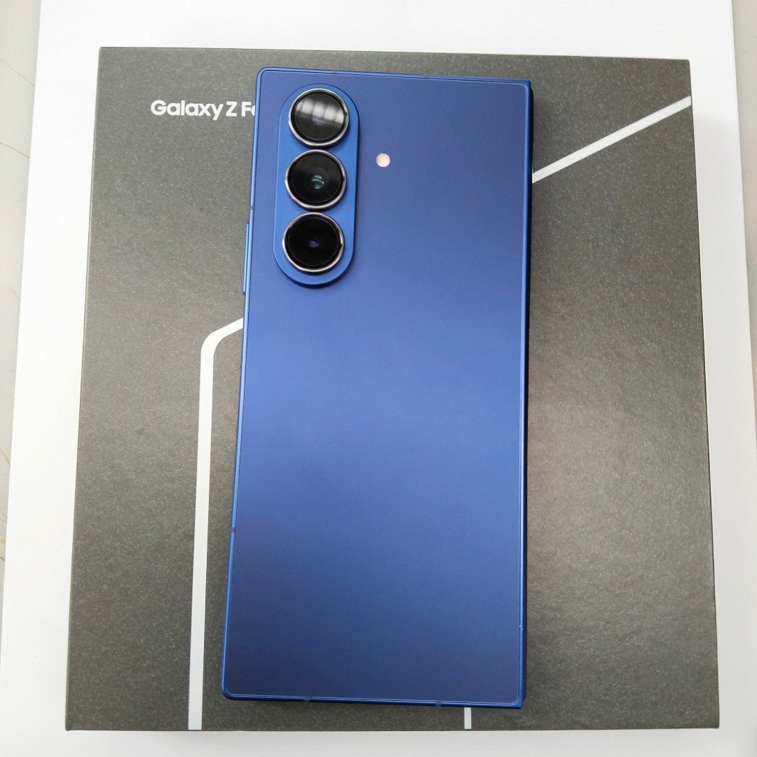 CELULAR SAMSUNG GALAXY Z FOLD7 SM-F966B (2025) 1 TB 16 GB RAM (SEMINUEVO)