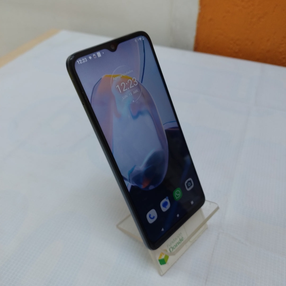 CELULAR MOTOROLA MOTO E22I XT2239-17 64 GB 2 GB RAM (SEMINUEVO)