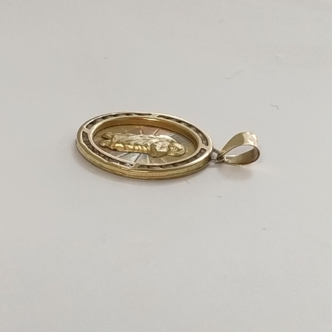 MEDALLA RELIGIOSA ORO 10 K 1.4 GRMS (SEMINUEVO)