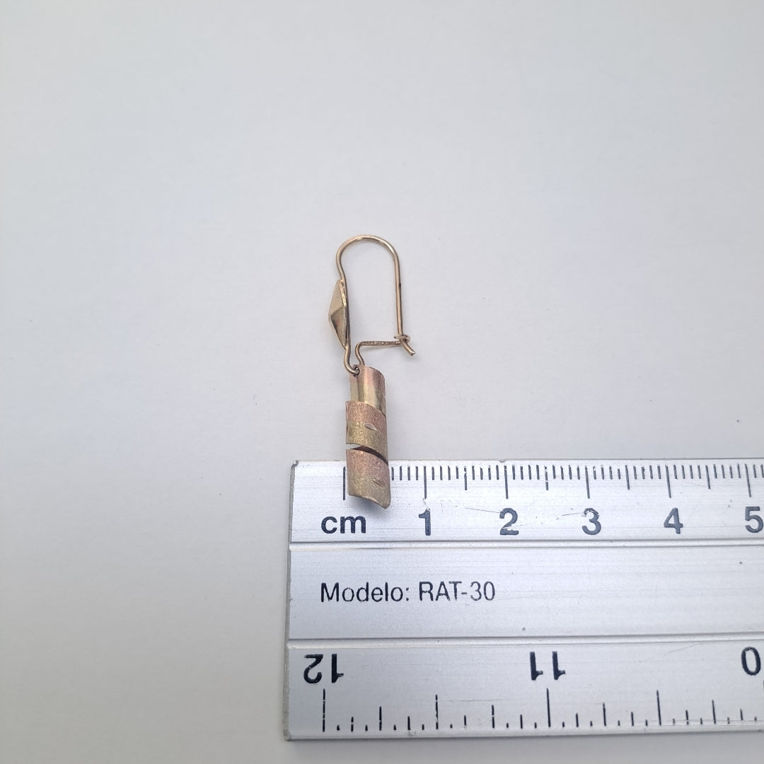 ARETES PAR ORO COMBINADO 10 K 2.3 GRMS (SEMINUEVO)