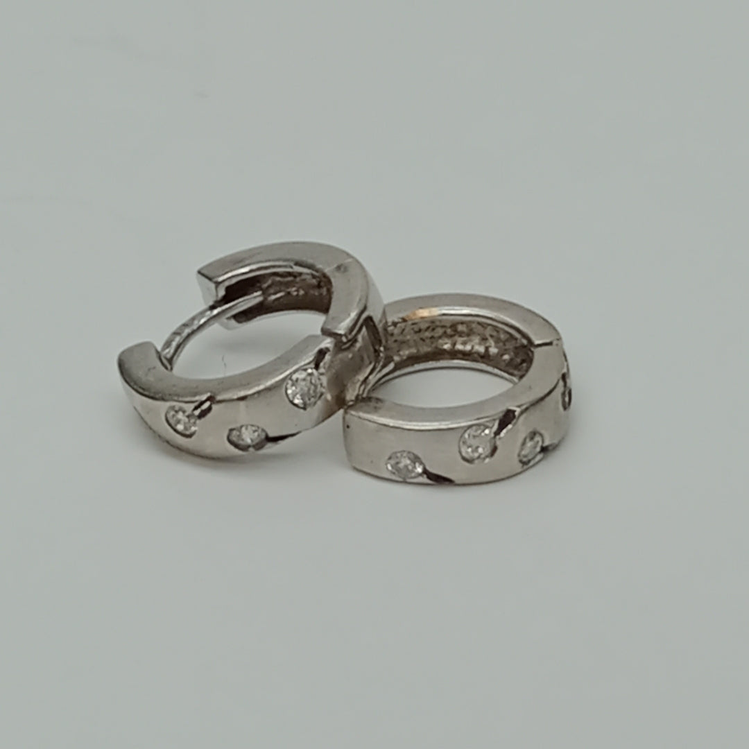 ARRACADAS PAR ORO 14 K 3.5 GRMS (SEMINUEVO)