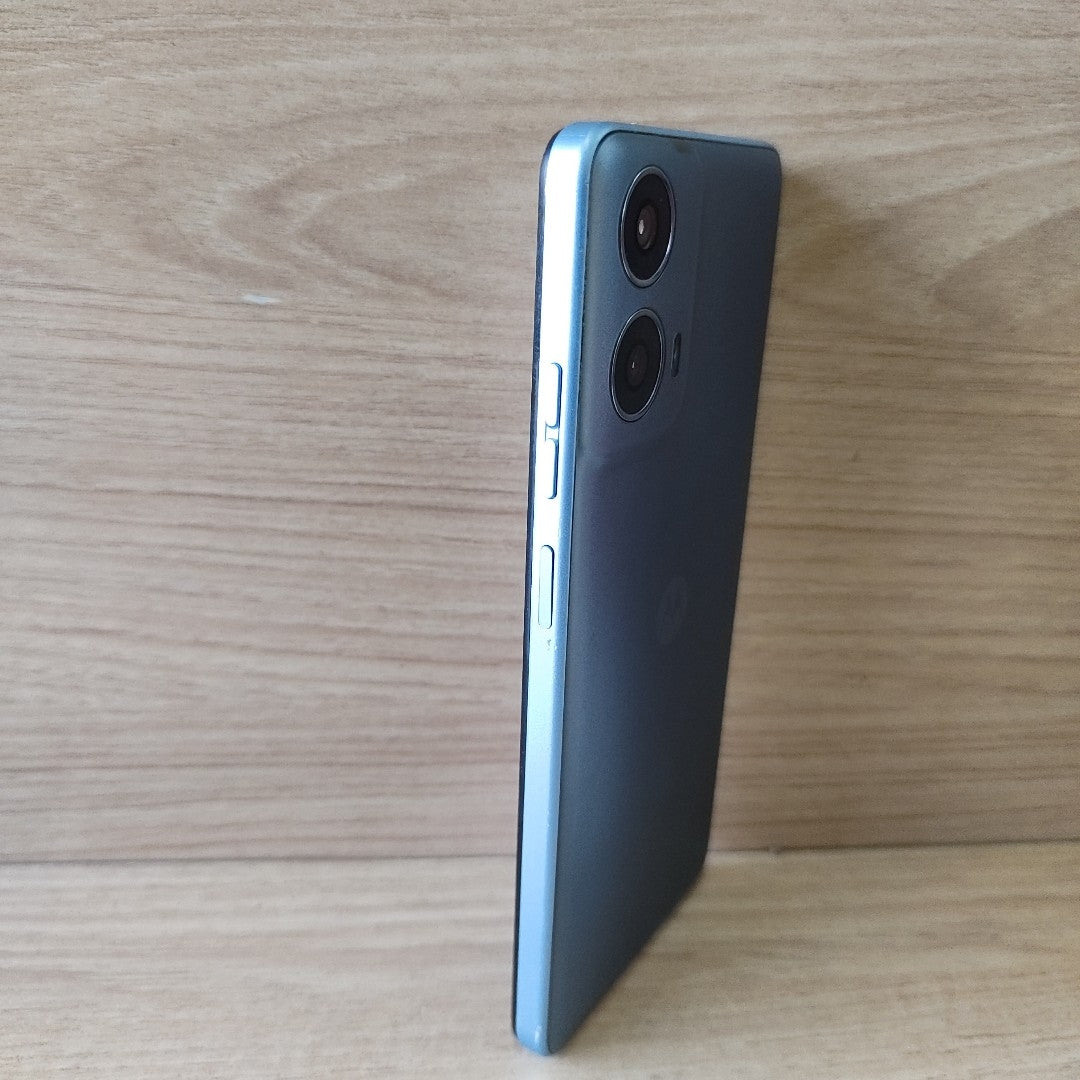 CELULAR MOTOROLA MOTO G24 POWER XT2425-1 (2024) 256 GB 8 GB RAM (SEMINUEVO)