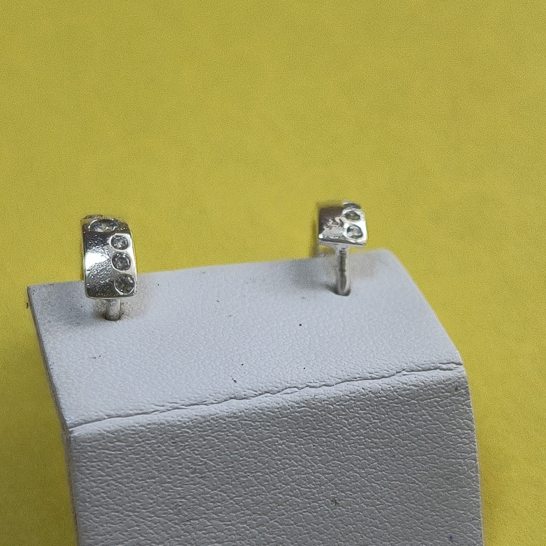 ARRACADAS C/CIRCONIAS PLATA .925 2.1 GR (NUEVO)