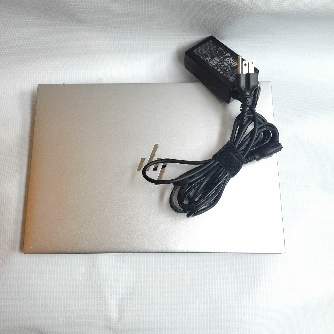 LAPTOP HP ELITEBOOK 840 G11 (2023) 512 GB SSD 32 GB RAM (SEMINUEVO)