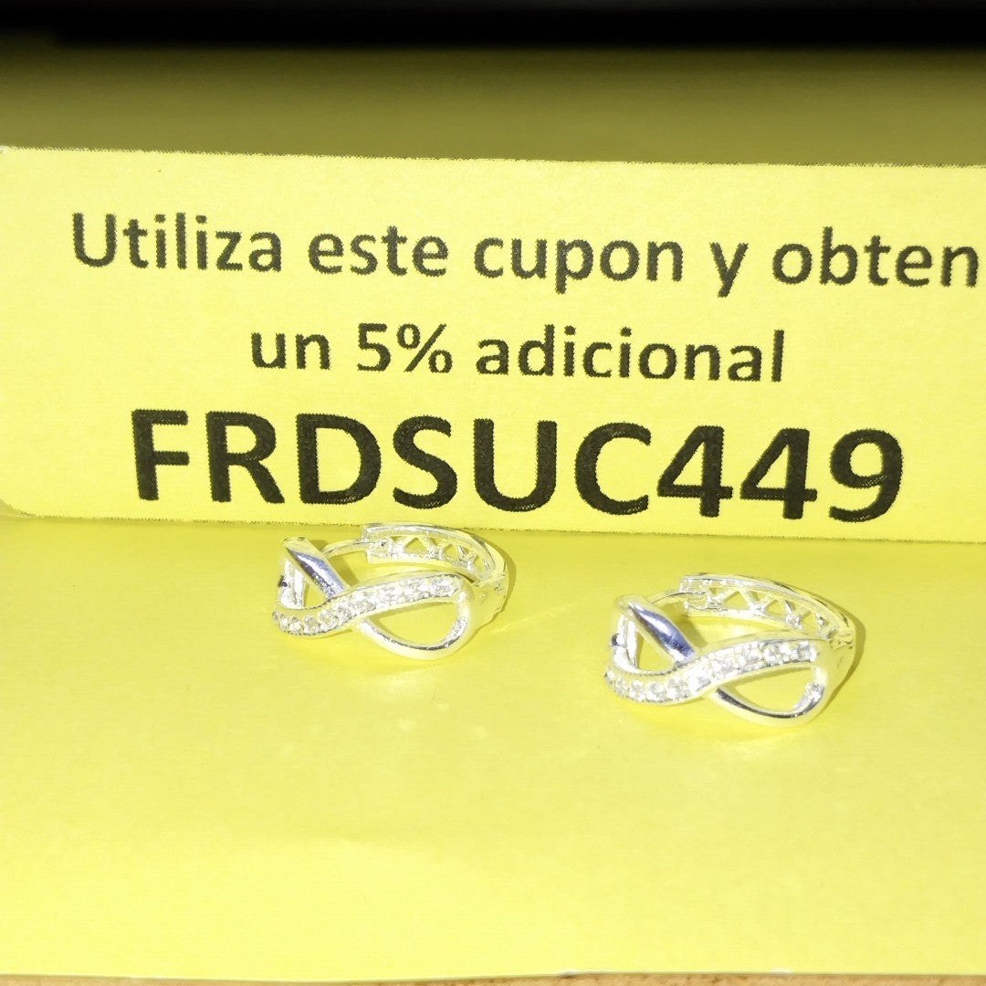 HUGGIES INFINITO CIRCONIAS PLATA .925 2.4 GR (NUEVO)