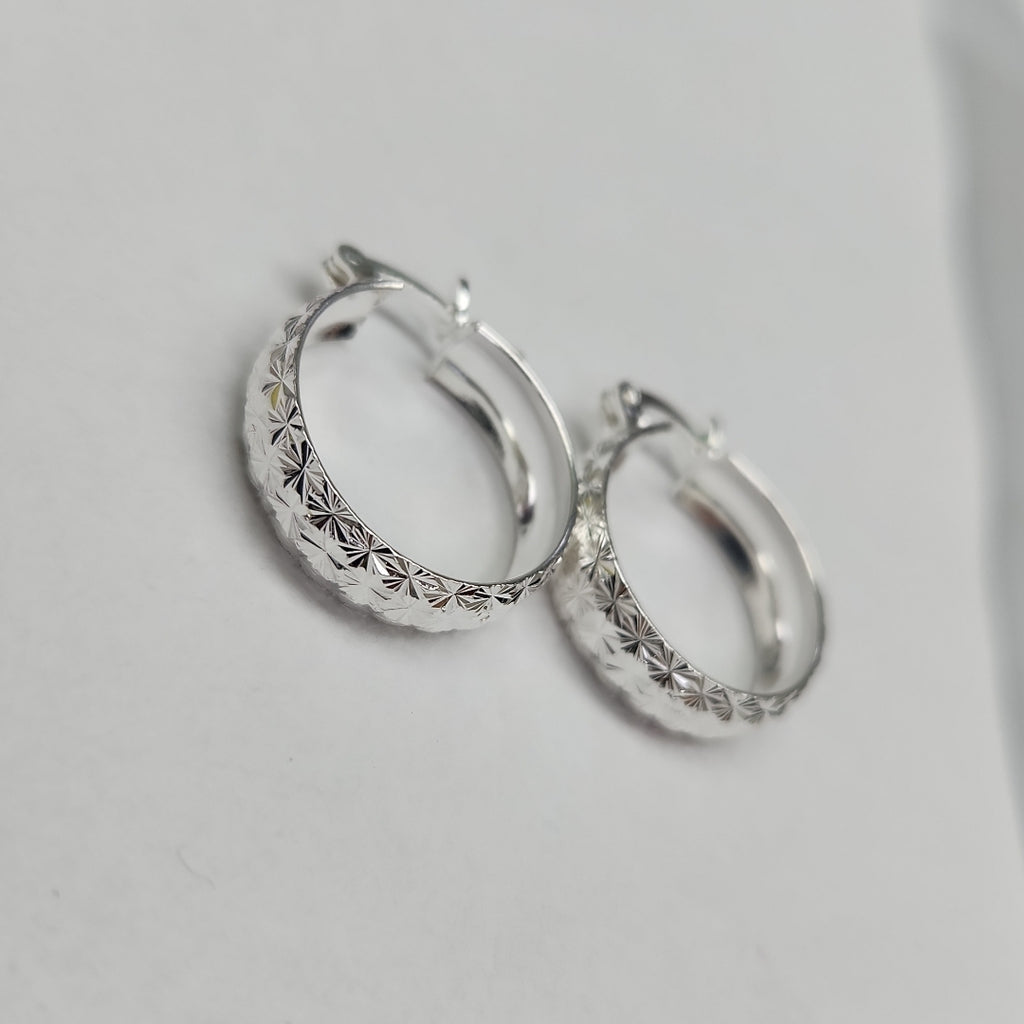 PAR ARRACADAS FACETADAS PLATA .925 3.3 GR (NUEVO)