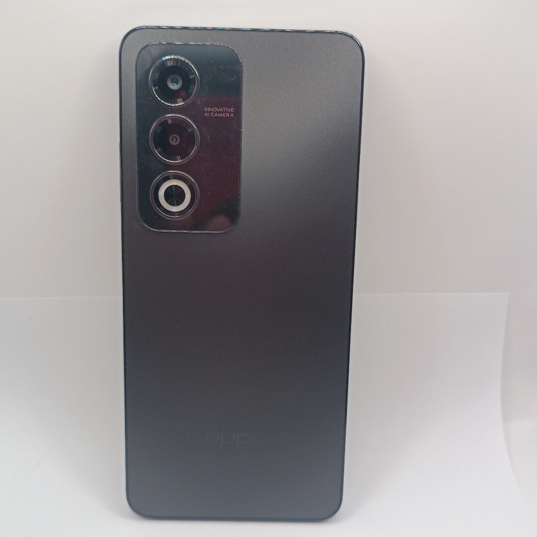 CELULAR OPPO  A80 5G CPH2639 (2024) 256 GB 8 GB RAM (SEMINUEVO)