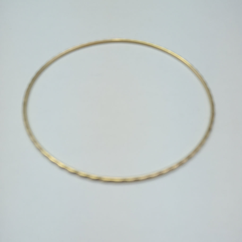 PULSERA RIGIDA ORO 14 K 3.1 GRMS (SEMINUEVO)