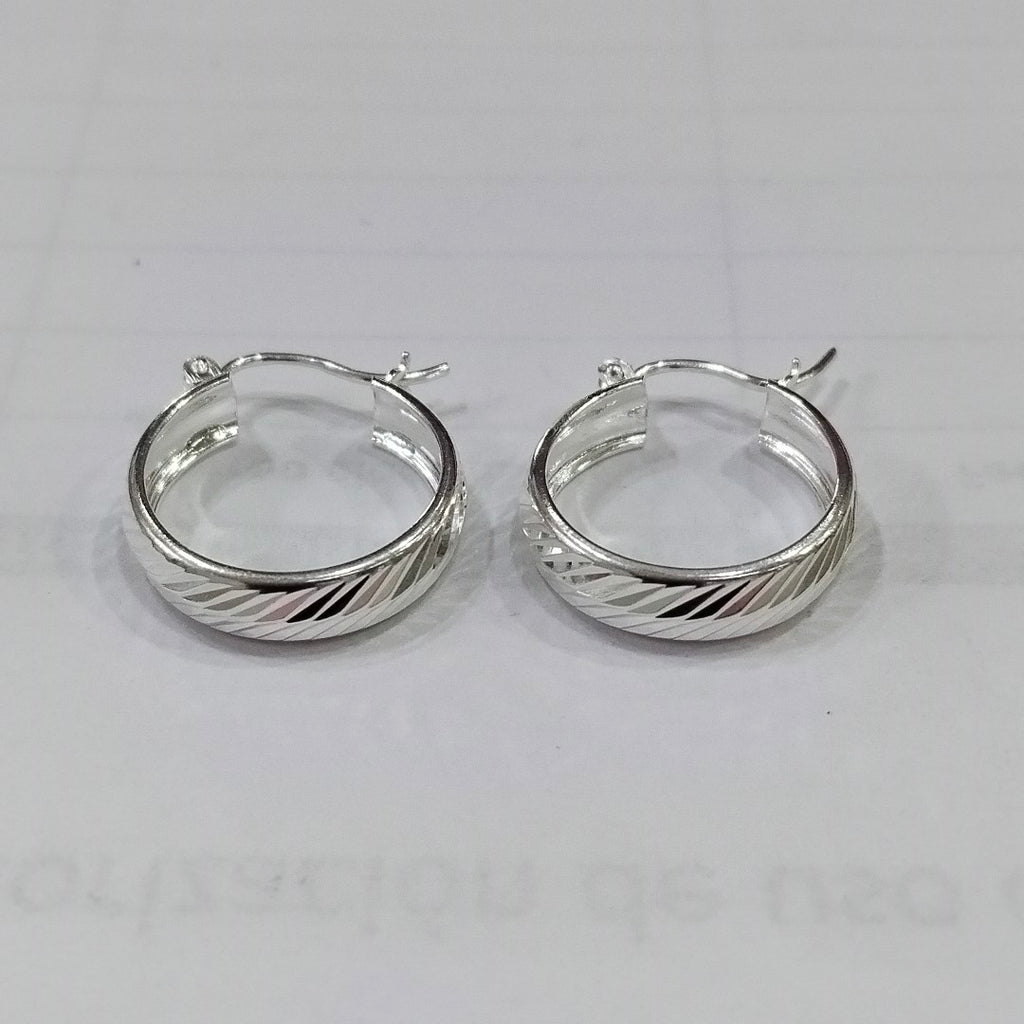 PAR ARRACADAS LABRADAS PLATA .925 2.2 GR (NUEVO)