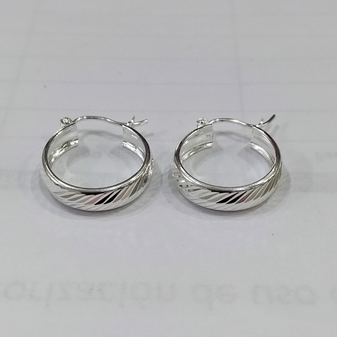PAR ARRACADAS LABRADAS PLATA .925 2.2 GR (NUEVO)
