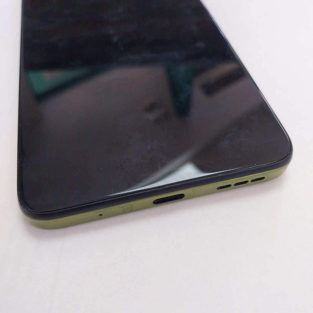 CELULAR MOTOROLA MOTO G15 XT2521-2 (2025) 256 GB 4 GB RAM (SEMINUEVO)