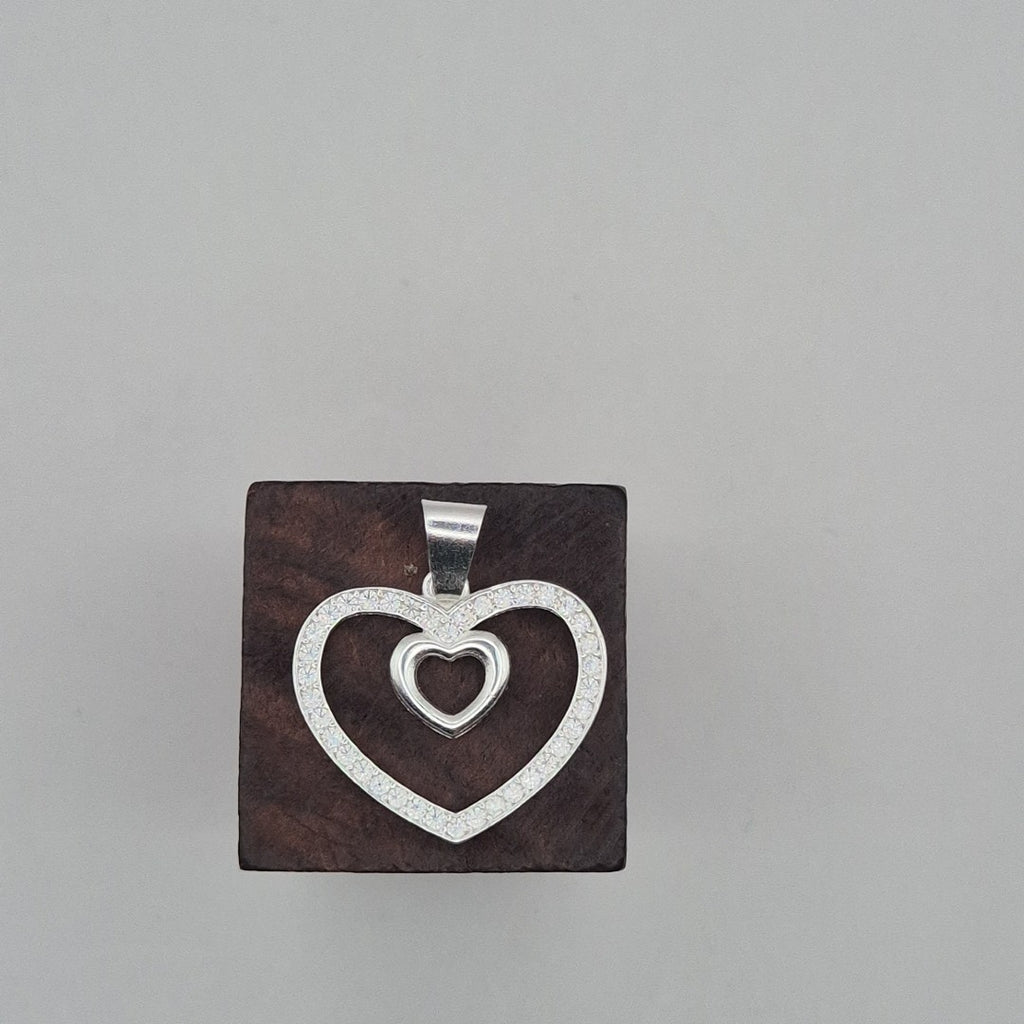 DIJE CORAZON C/CIRCONIAS PLATA .925 2.7 GR (NUEVO)