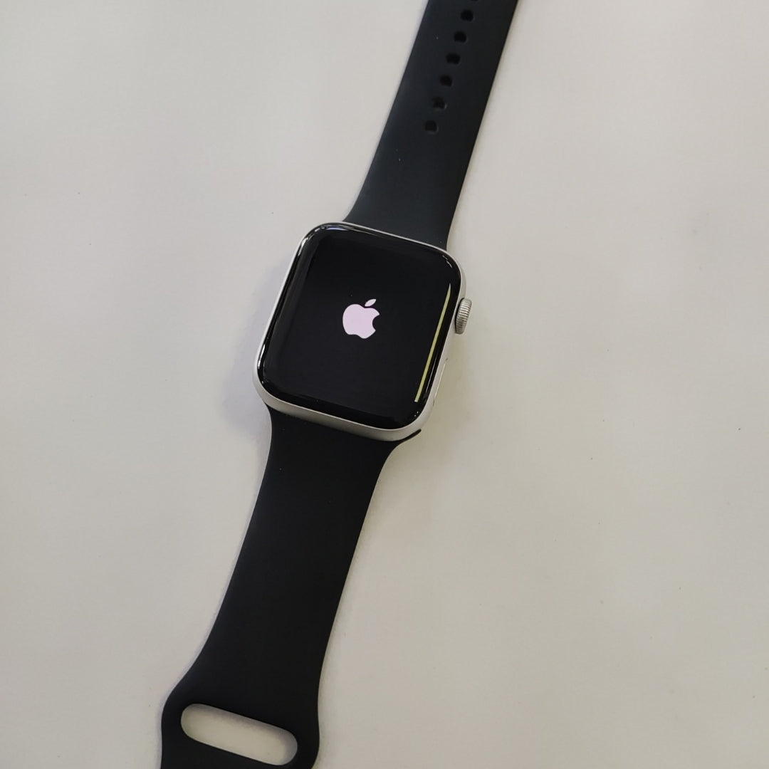 SMARTWATCH APPLE SE 2 ALUMINIO A2723 44 MM GPS (SEMINUEVO)