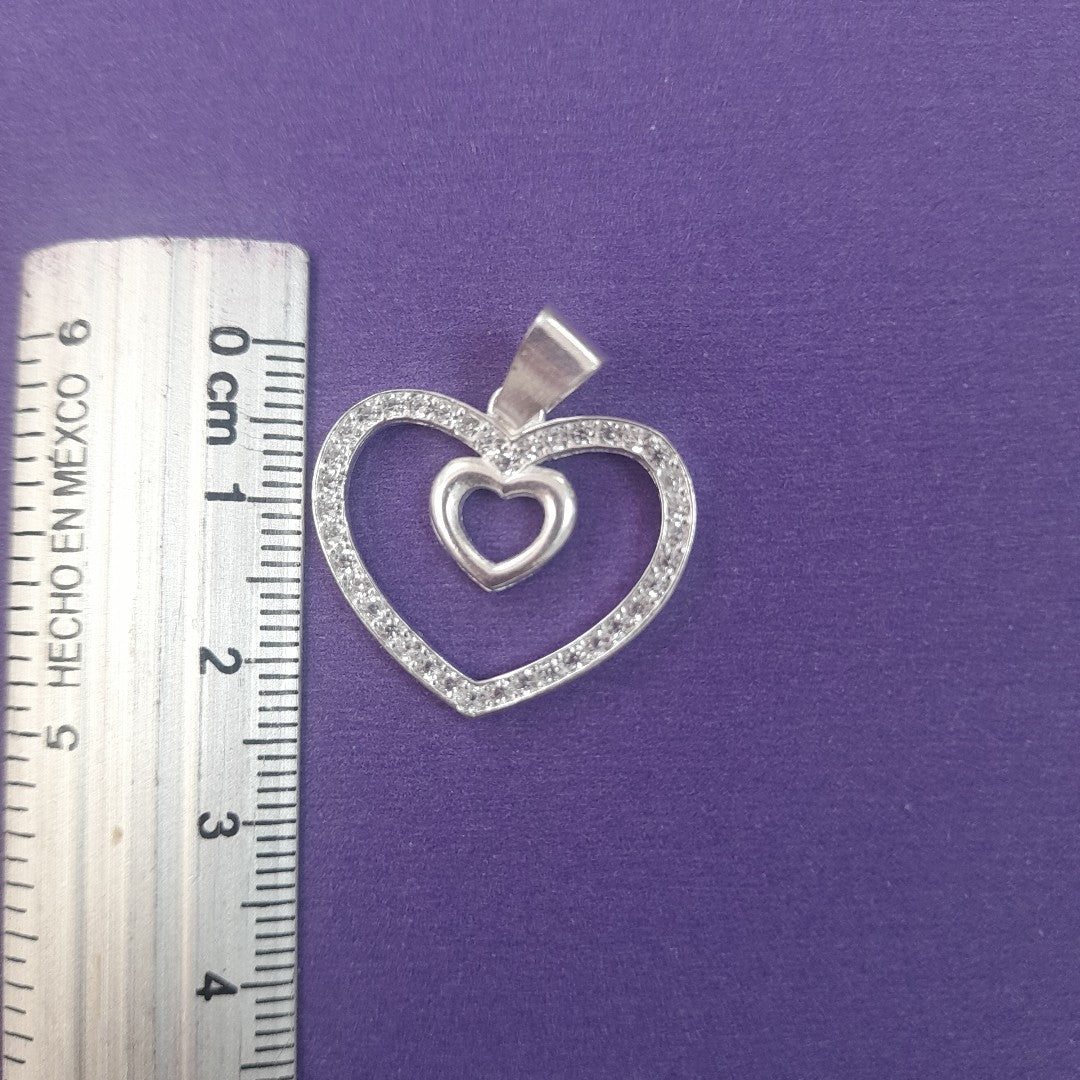 DIJE CORAZON C/CIRCONIAS PLATA .925 2.7 GR (NUEVO)