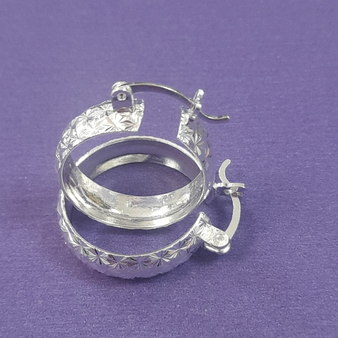 PAR ARRACADAS FACETADAS PLATA .925 3.4 GR (NUEVO)