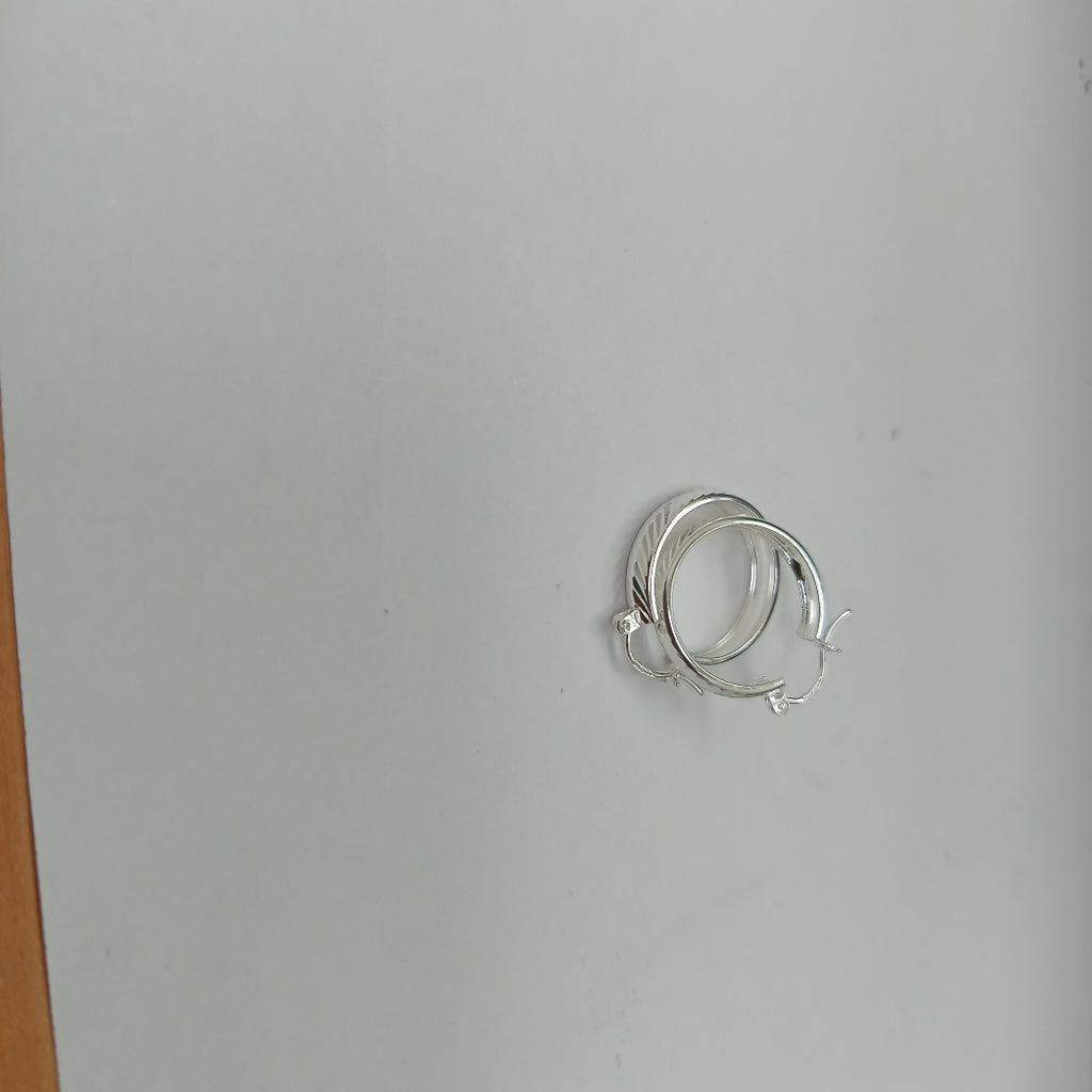 PAR ARRACADAS FACETADAS PLATA .925 2.3 GR (NUEVO)
