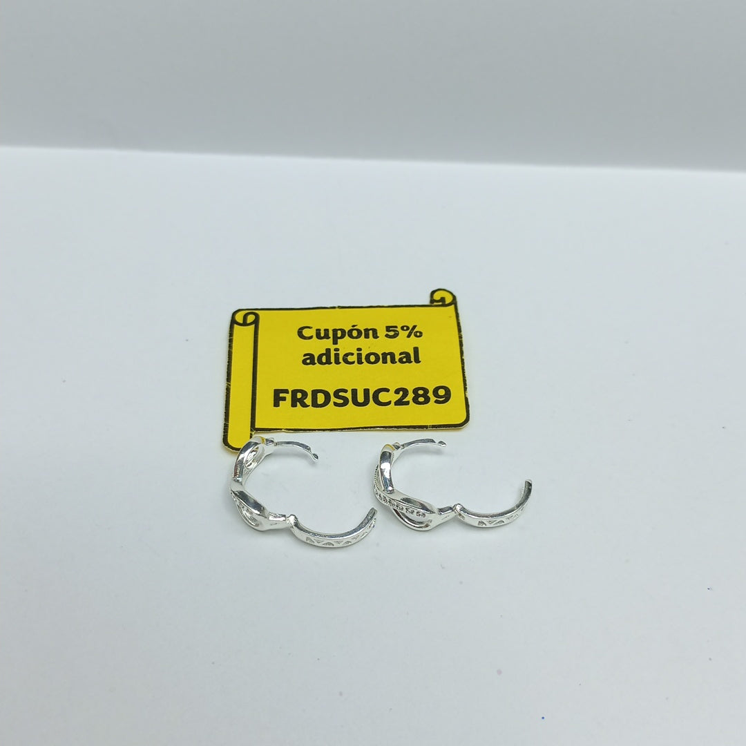 HUGGIES INFINITO CIRCONIAS PLATA .925 2.4 GR (NUEVO)