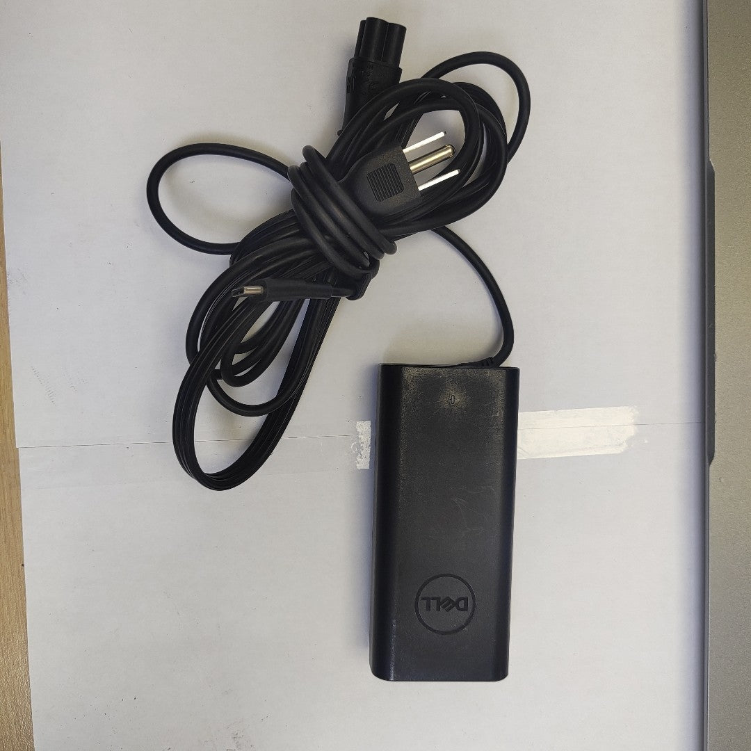 LAPTOP DELL LATITUDE 5540 (2023) 512 GB SSD 32 GB RAM (SEMINUEVO)