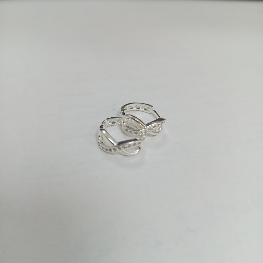 HUGGIES INFINITO CIRCONIAS PLATA .925 2.4 GR (NUEVO)