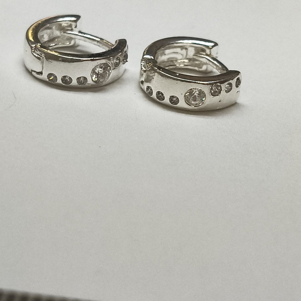 ARRACADAS C/CIRCONIAS PLATA .925 2.5 GR (NUEVO)