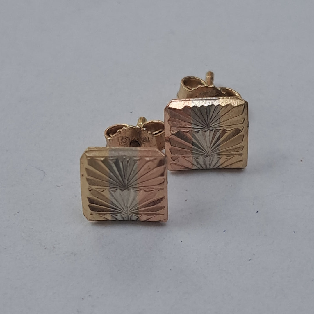 ARETES PAR ORO, ORO COMBINADO 14 K 1.5 GRMS (SEMINUEVO)