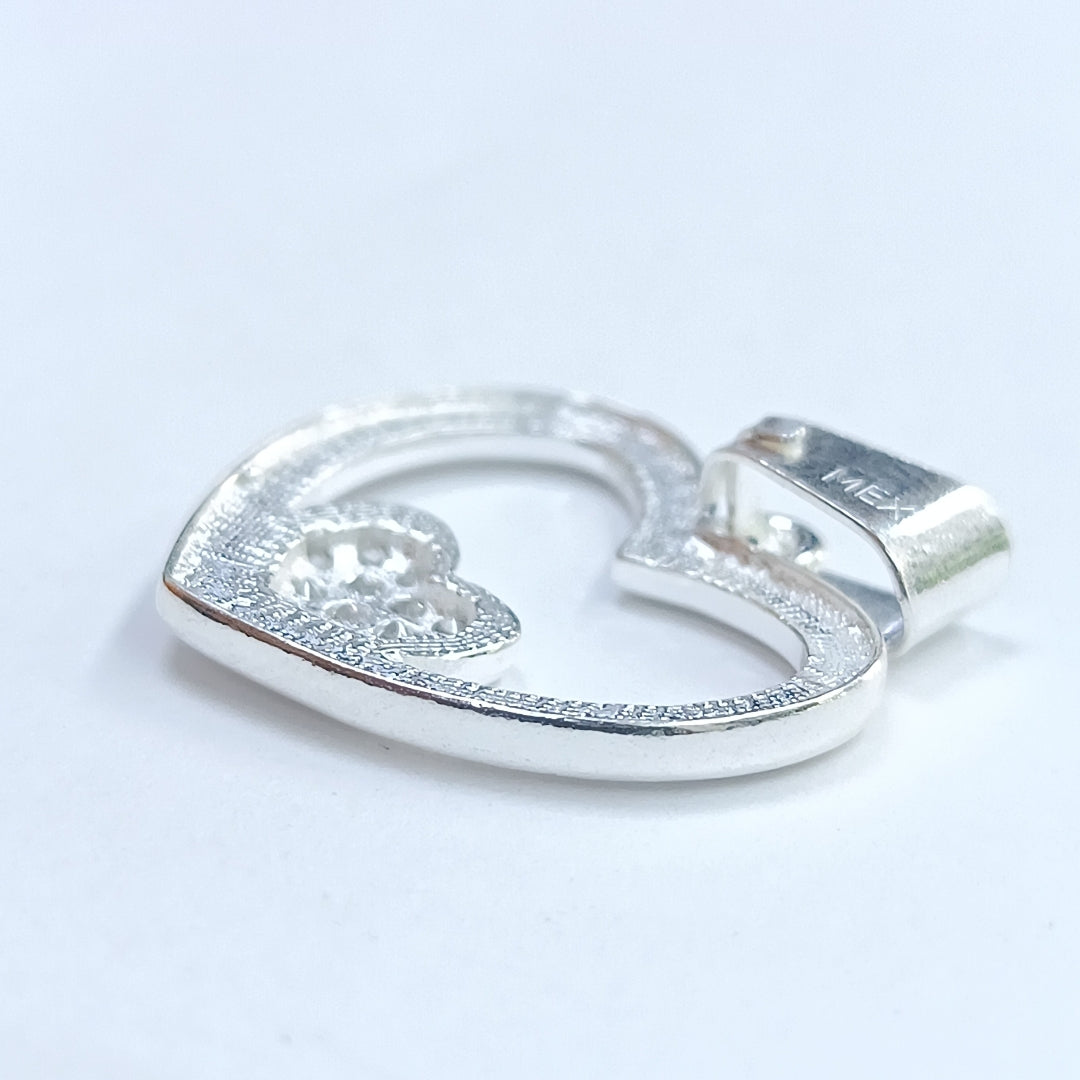 DIJE CORAZON C/CIRCONIAS PLATA .925 2.5 GR (NUEVO)