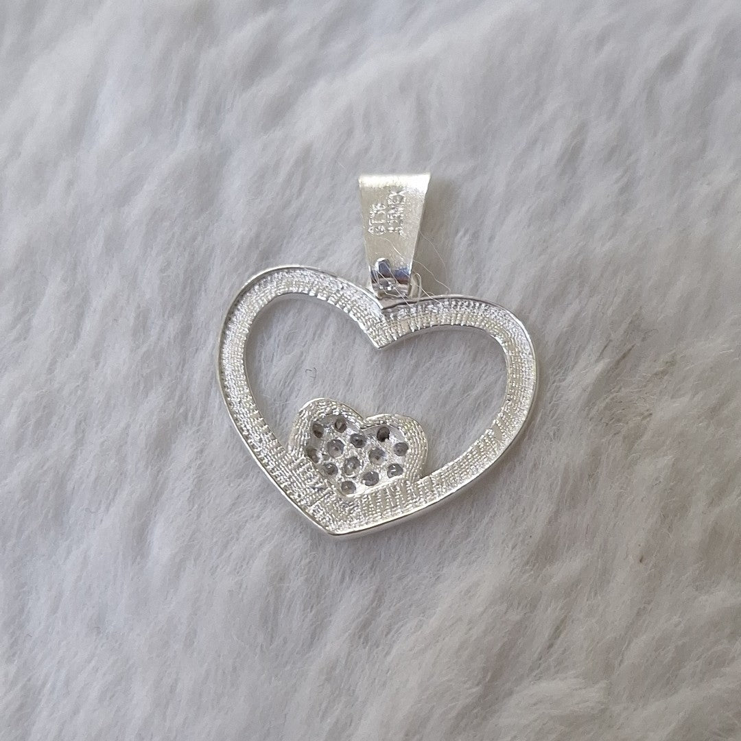 DIJE CORAZON C/CIRCONIAS PLATA .925 2.5 GR (NUEVO)