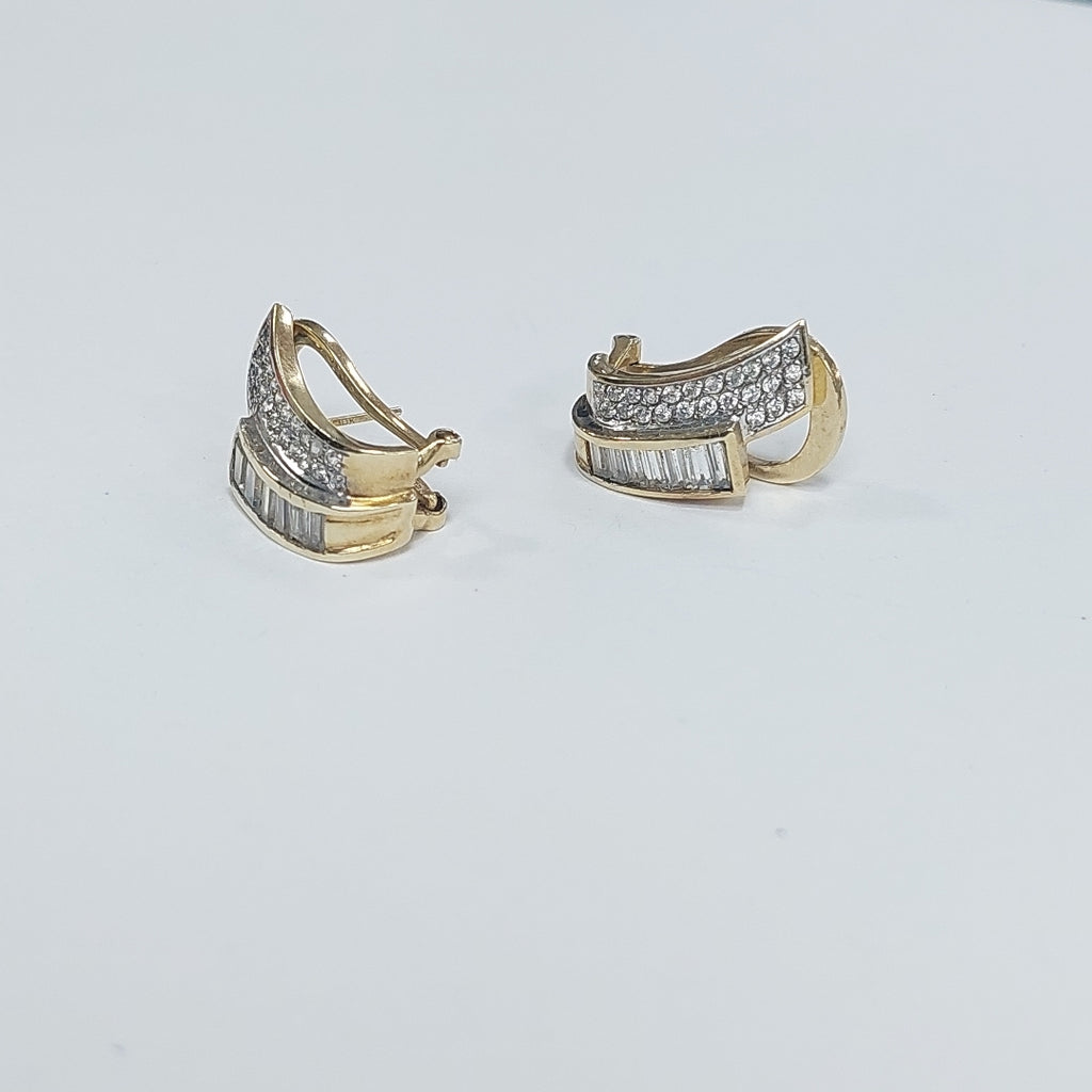 ARETES PAR ORO 10 K 6.5 GRMS (SEMINUEVO)