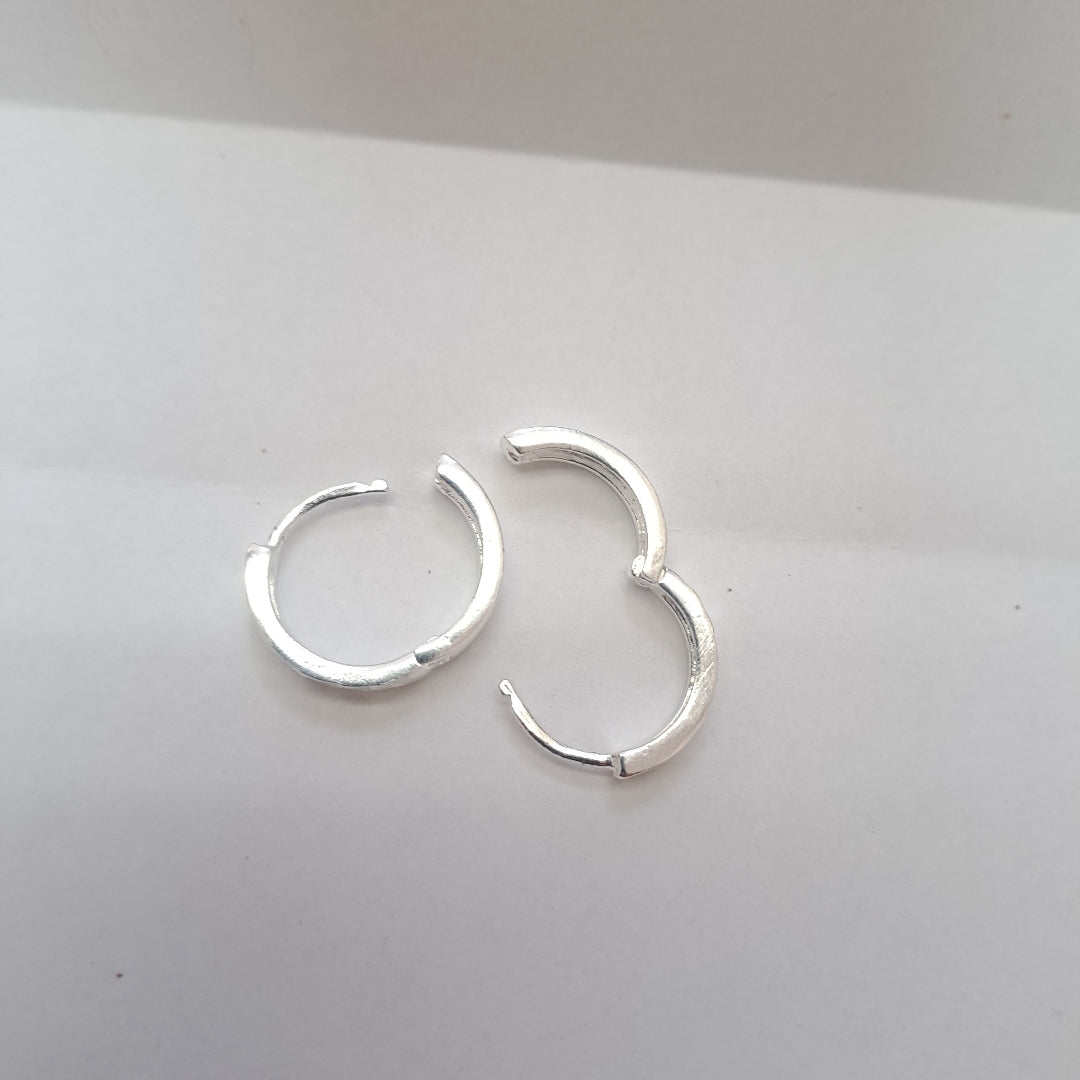 ARRACADAS LABRADAS PLATA .925 3.4 GR (NUEVO)