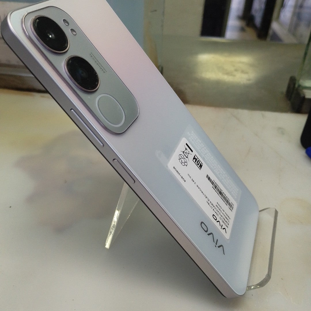CELULAR VIVO Y19S V2419 (2024) 256 GB 8 GB RAM (SEMINUEVO)