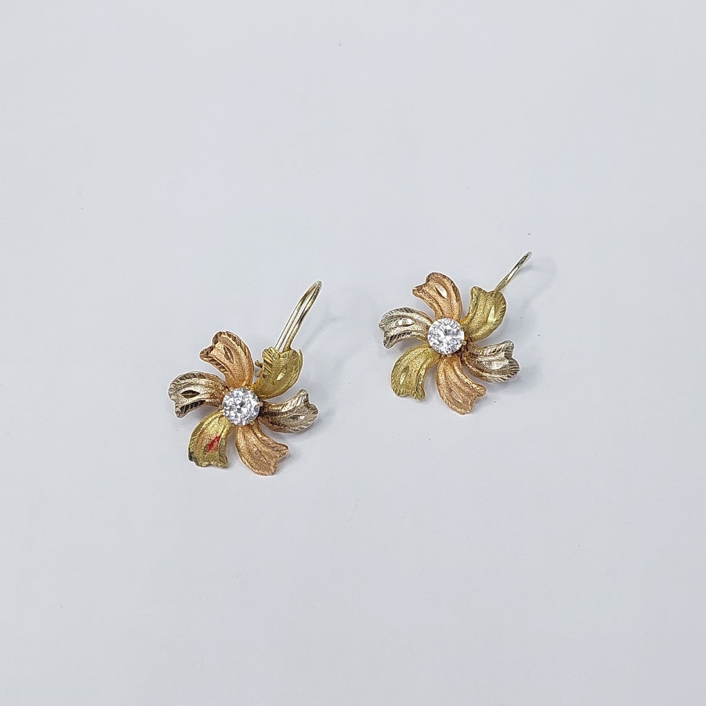 ARETES PAR ORO, ORO COMBINADO 14 K 3.9 GRMS (SEMINUEVO)