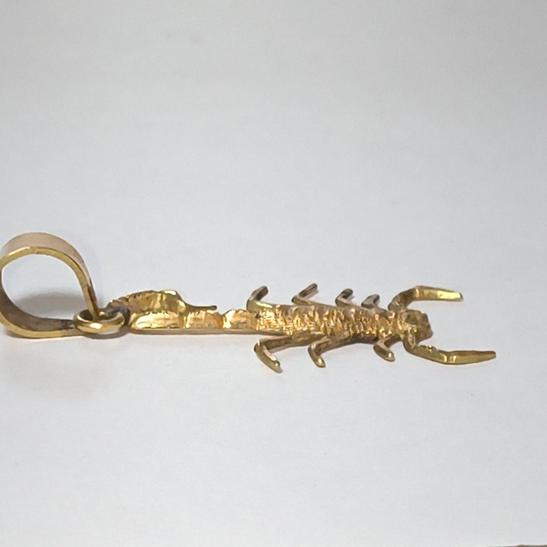 DIJE ORO 10 K 3,20 GRMS (SEMINUEVO)