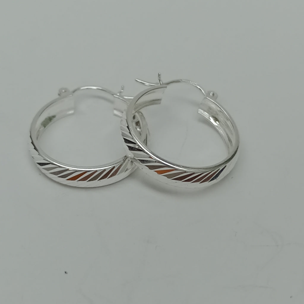 PAR ARRACADAS LABRADAS PLATA .925 2.4 GR (NUEVO)
