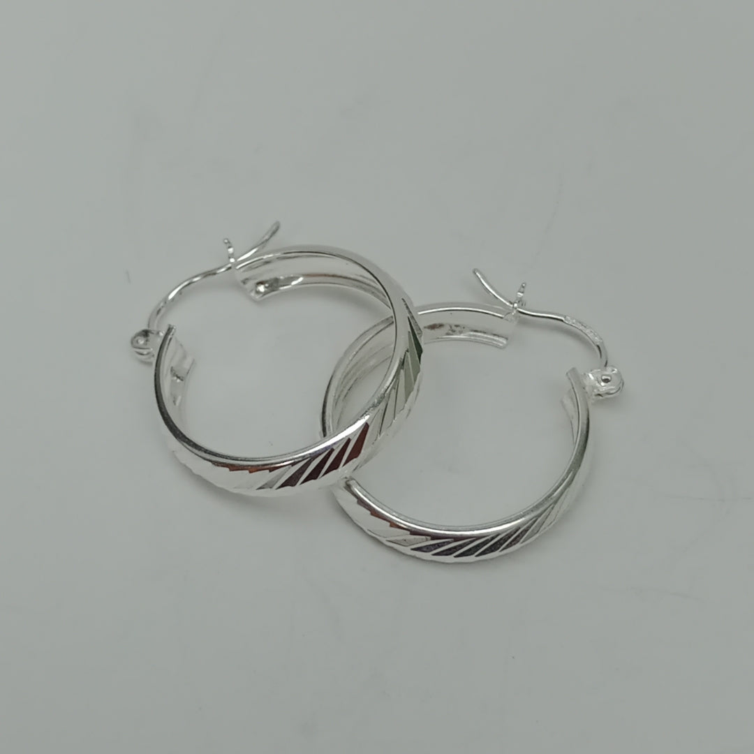 PAR ARRACADAS LABRADAS PLATA .925 2.4 GR (NUEVO)