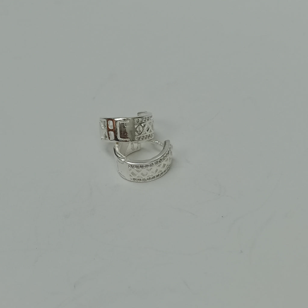 HUGGIES C/CIRCONIAS PLATA .925 2.8 GR (NUEVO)