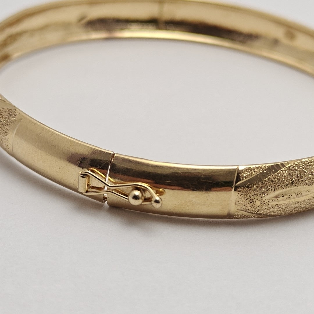 PULSERA RIGIDA ORO 14 K 6.2 GRMS (SEMINUEVO)