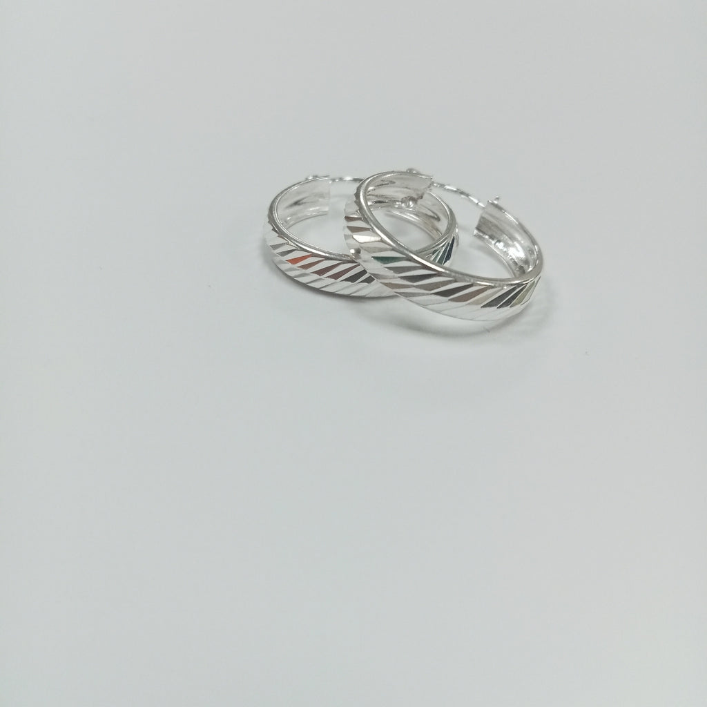 PAR ARRACADAS LABRADAS PLATA .925 2.4 GR (NUEVO)
