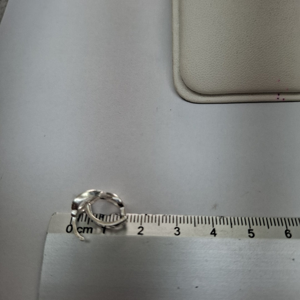 HUGGIES INFINITO CIRCONIAS PLATA .925 2.4 GR (NUEVO)