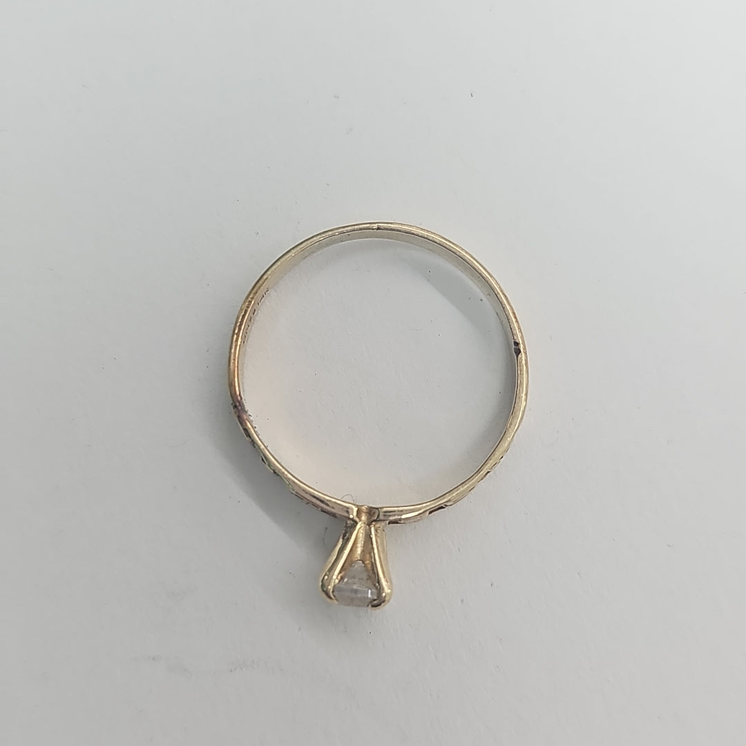 SOLITARIO ORO 14 K 1,70 GRMS (SEMINUEVO)