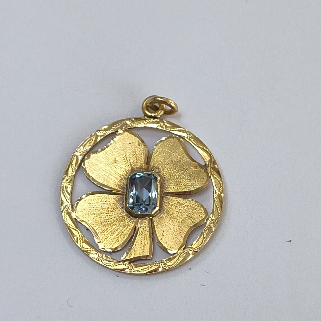 DIJE ORO 10 K 4.6 GRMS (SEMINUEVO)