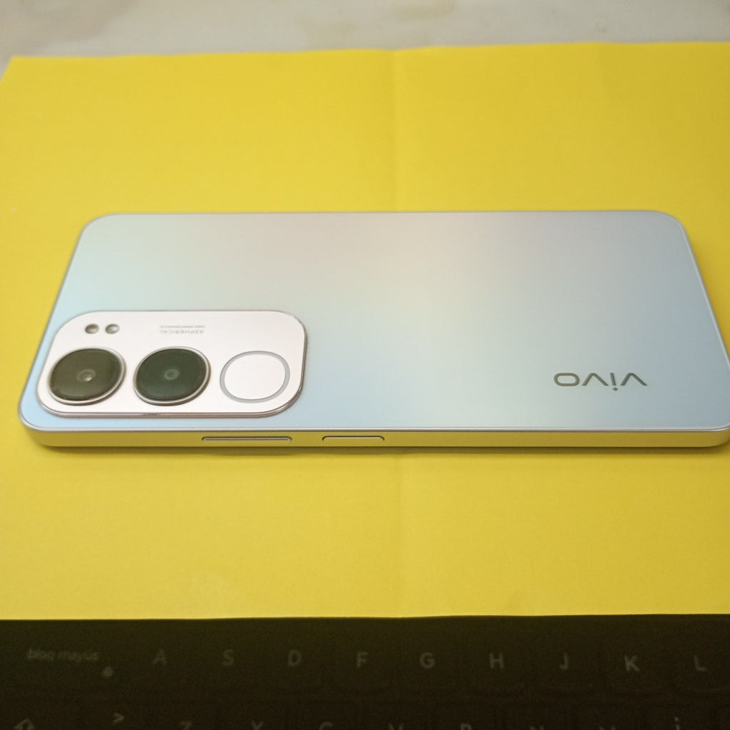 CELULAR VIVO Y19S V2419 (2024) 256 GB 8 GB RAM (SEMINUEVO)