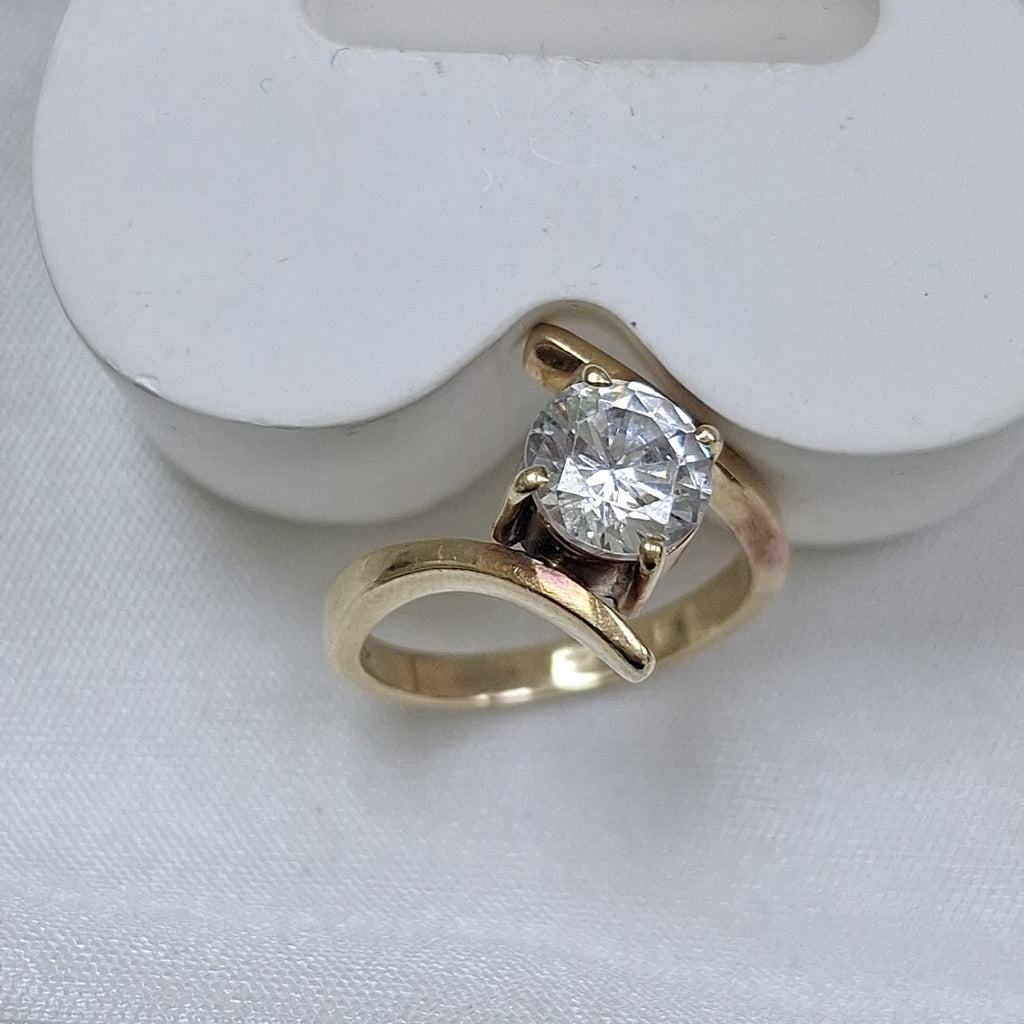 SOLITARIO ORO 14 K 3,40 GRMS (SEMINUEVO)