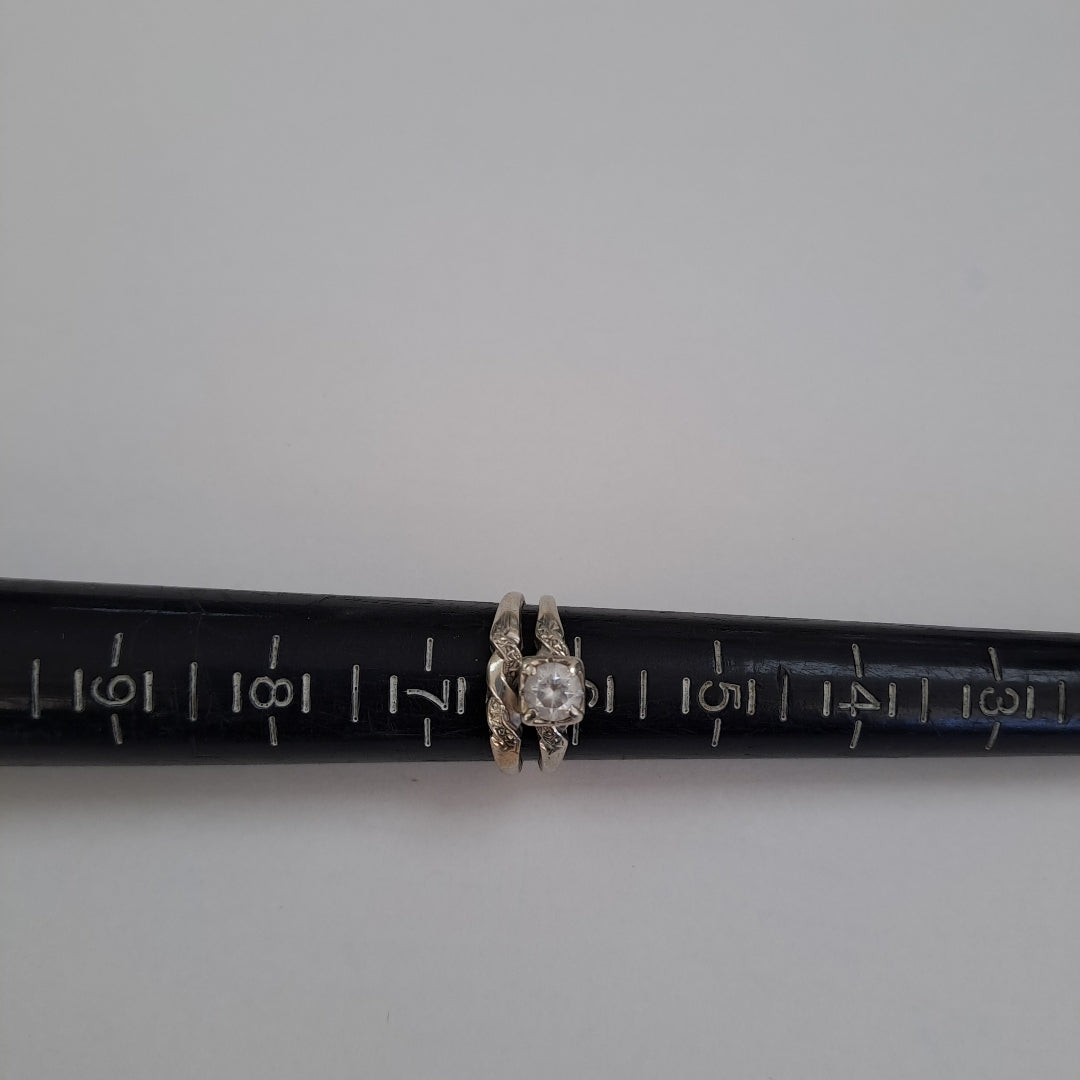 ANILLITO ORO 10 K 4.9 GRMS (SEMINUEVO)