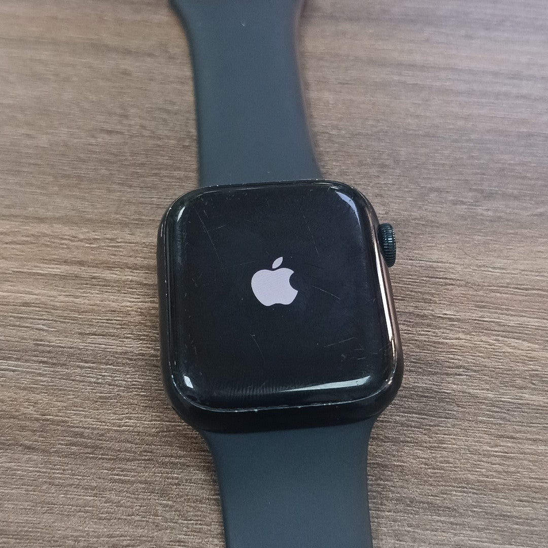 SMARTWATCH APPLE SERIES 8 ALUMINIO A2771 45 MM GPS (SEMINUEVO)