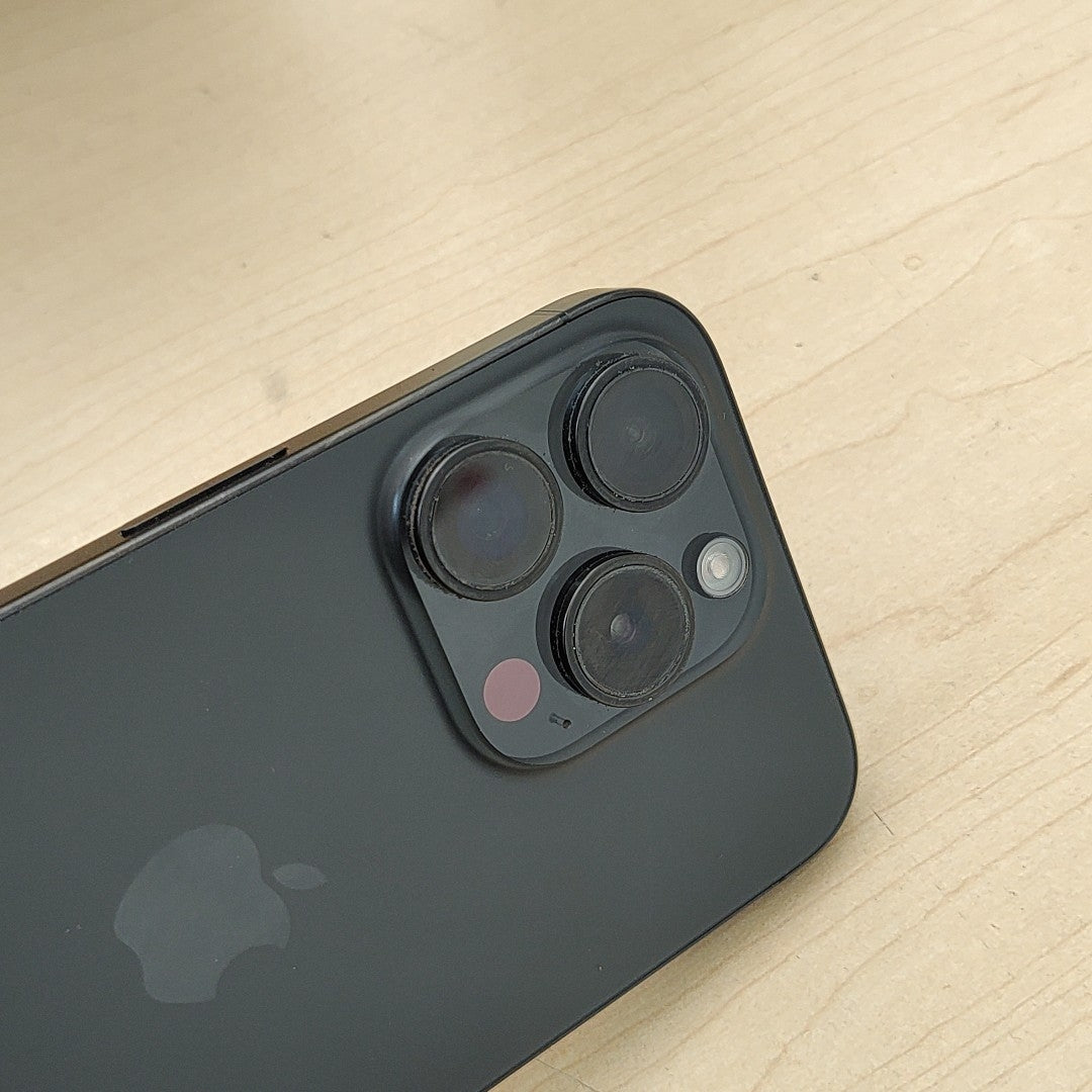CELULAR APPLE IPHONE 15 PRO A3101 128 GB 8 GB RAM (SEMINUEVO)