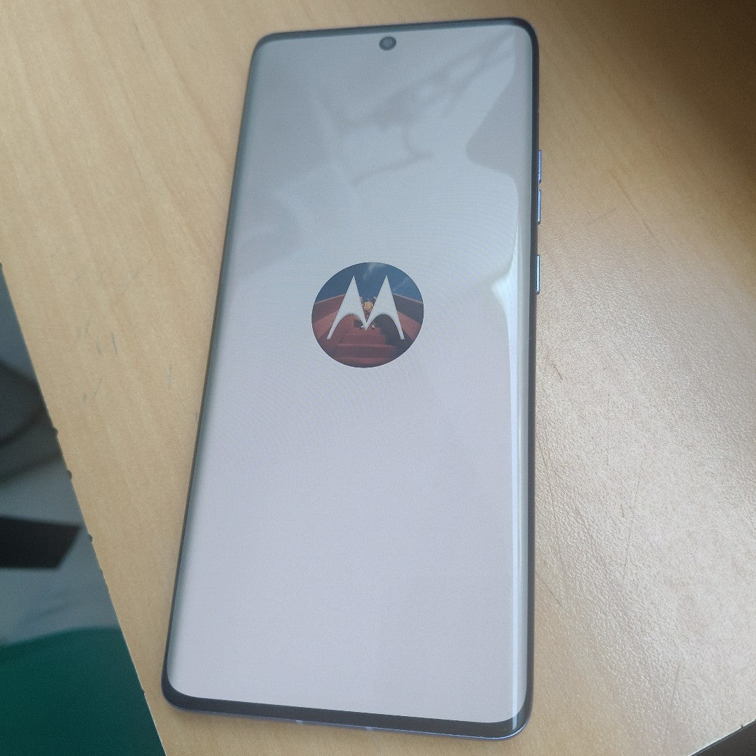 CELULAR MOTOROLA EDGE 50 PRO XT2403-2 (2024) 512 GB 12 GB RAM (SEMINUEVO)
